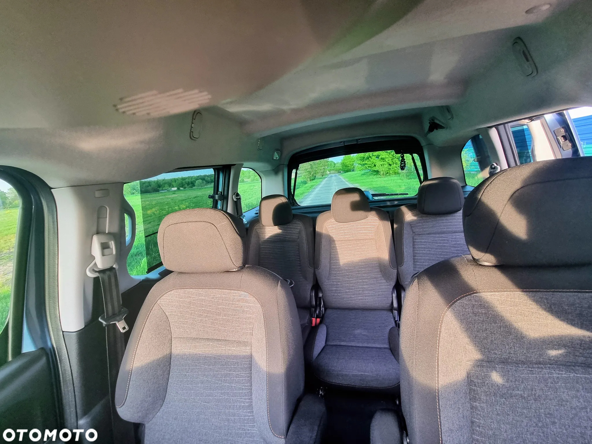 Citroën Berlingo Multispace BlueHDi 100 SELECTION - 11