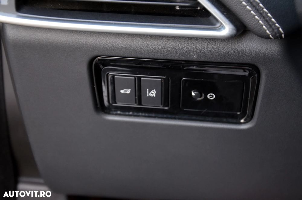 Jaguar F-Pace 20d AWD Aut. R-Sport - 35