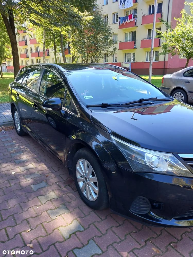 Toyota Avensis 1.8 Active - 5