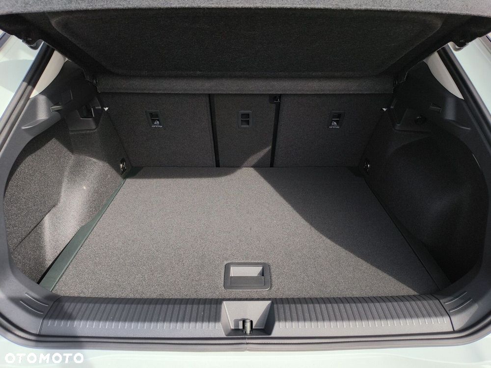Volkswagen T-Roc 1.5 eTSI Life DSG - 19