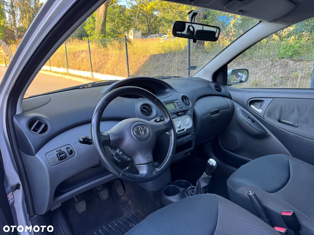 Toyota Yaris 1.3 VVT-i Travel - 7
