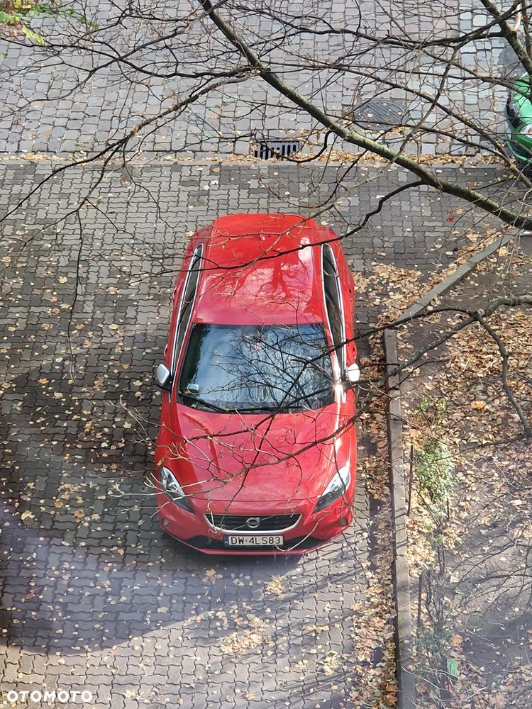 Volvo V40 D3 Drive-E R-Design Kinetic - 3