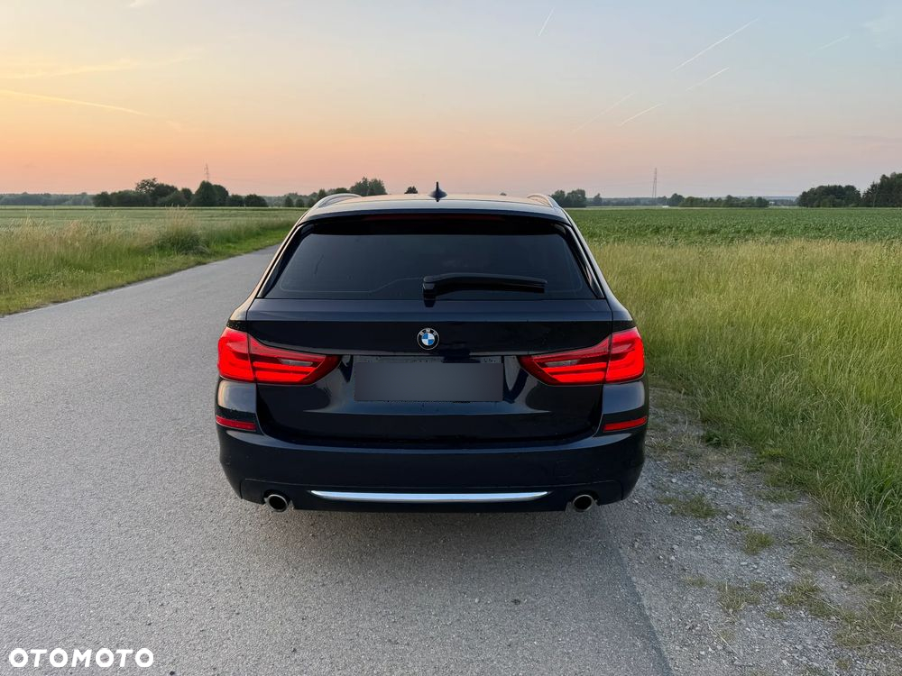 BMW Seria 5 520d Luxury Line - 6