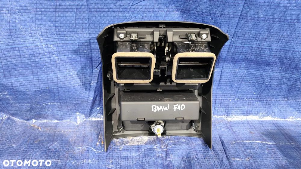 KRATKA NAWIEWU PÓŁKA SCHOWEK TYŁ OSŁONA TUNELU ŚRODKOWEGO PANEL PRZEŁĄCZNIK PODGRZEWANIA GRZANIA KANAPY BMW 5 F10 F11 - 3