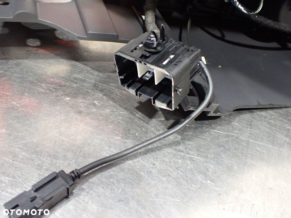 TUNEL ŚRODKOWY FORD FOCUS MK3 - 6