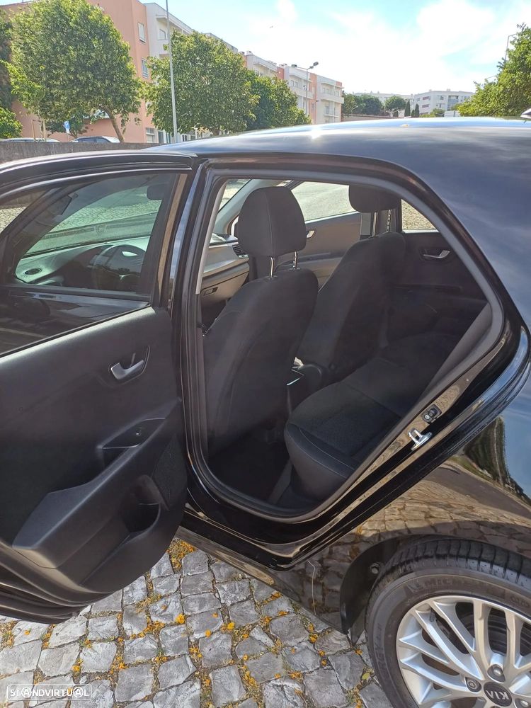 Kia Rio 1.2 CVVT LX - 24