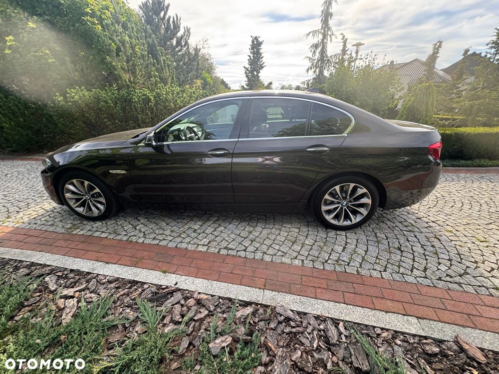 BMW Seria 5 520d Luxury Line - 8