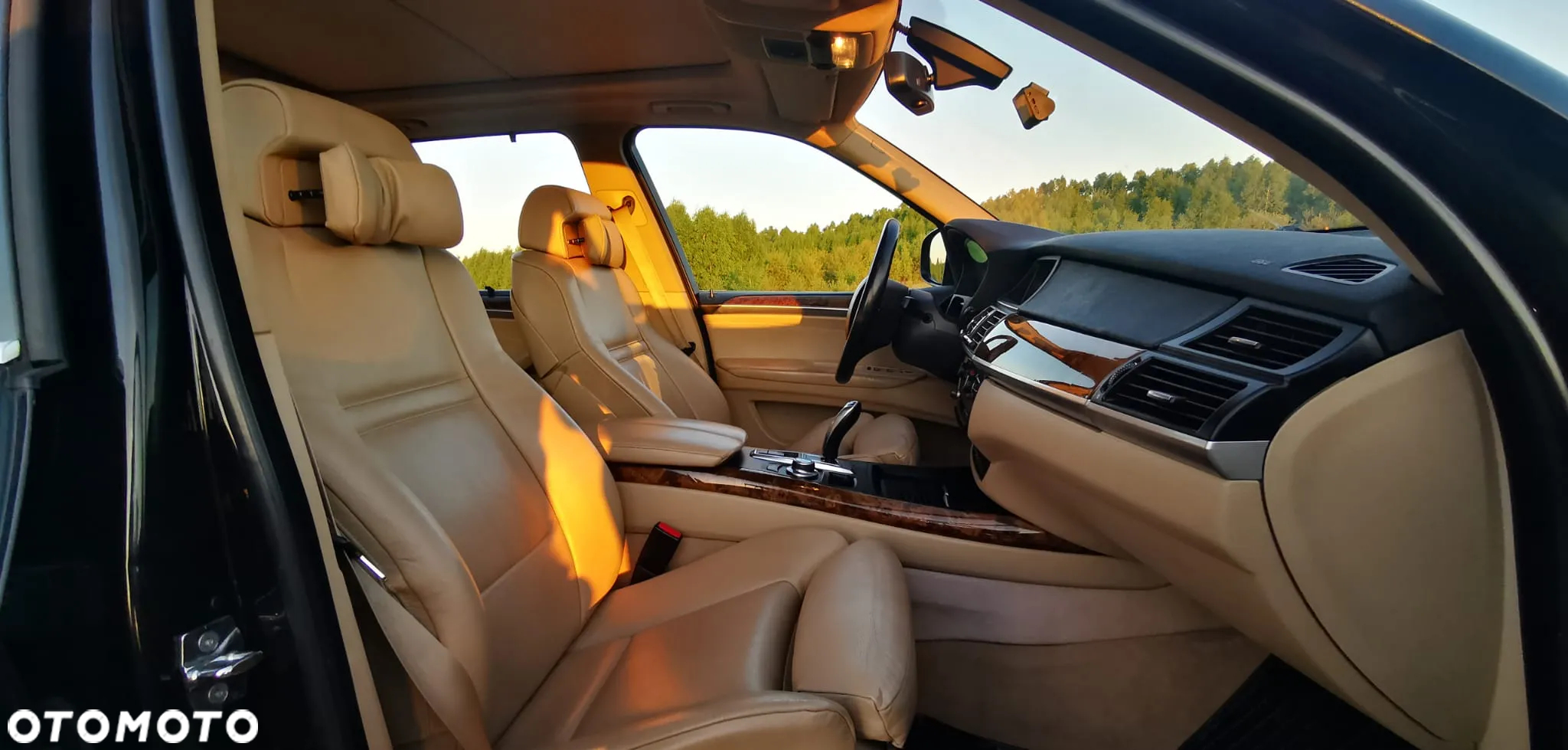 BMW X5 4.8i xDrive - 18