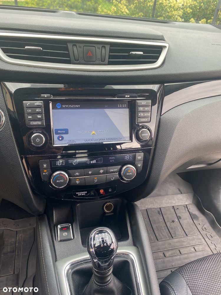 Nissan Qashqai 1.2 DIG-T Acenta EU6 - 1