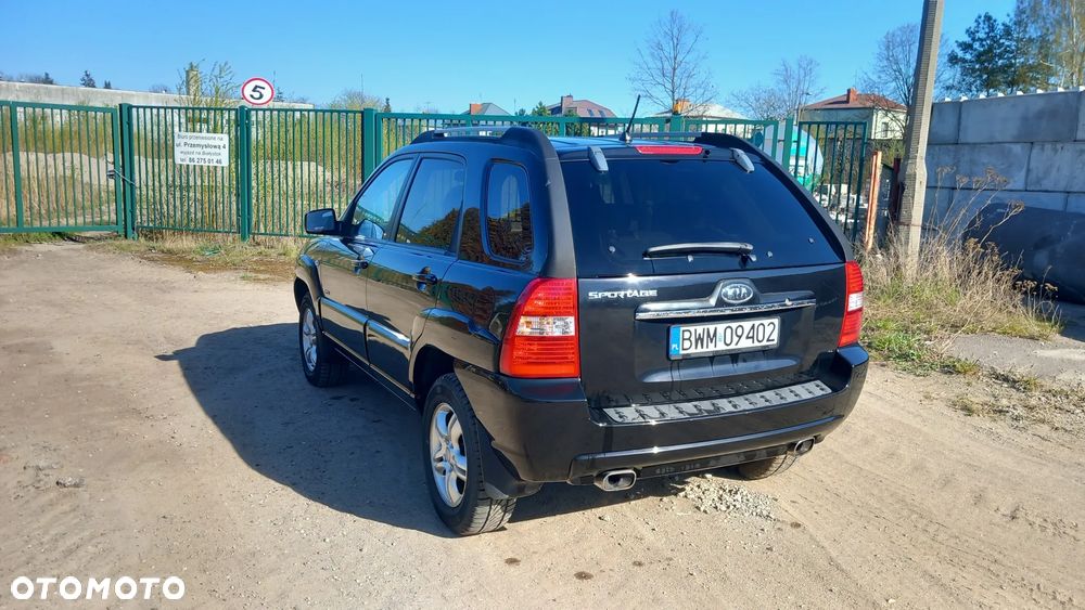 Kia Sportage 2.0 CRDI 4WD Cup - 6