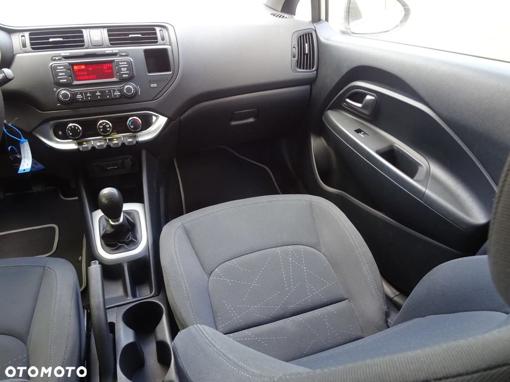 Kia Rio 1.1 crdi L - 26