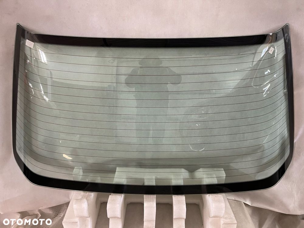 mercedes w124 nowa szyba tylna tył sedan klejona - 1