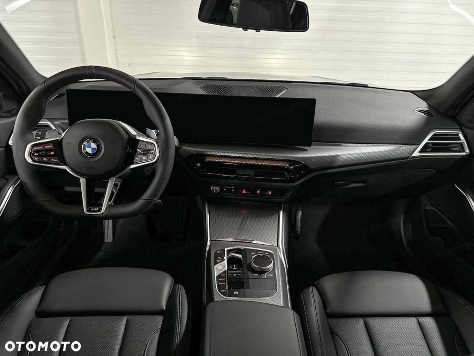 BMW Seria 3 318i M Sport - 5