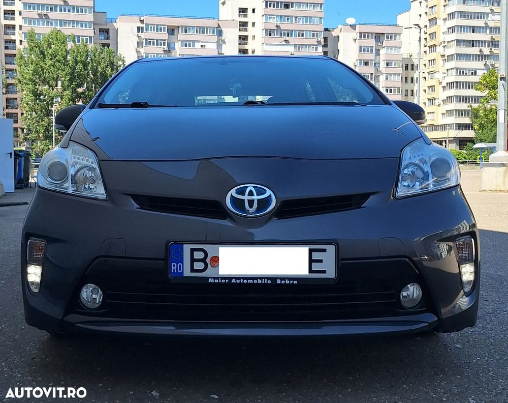 Toyota Prius Terra - 11