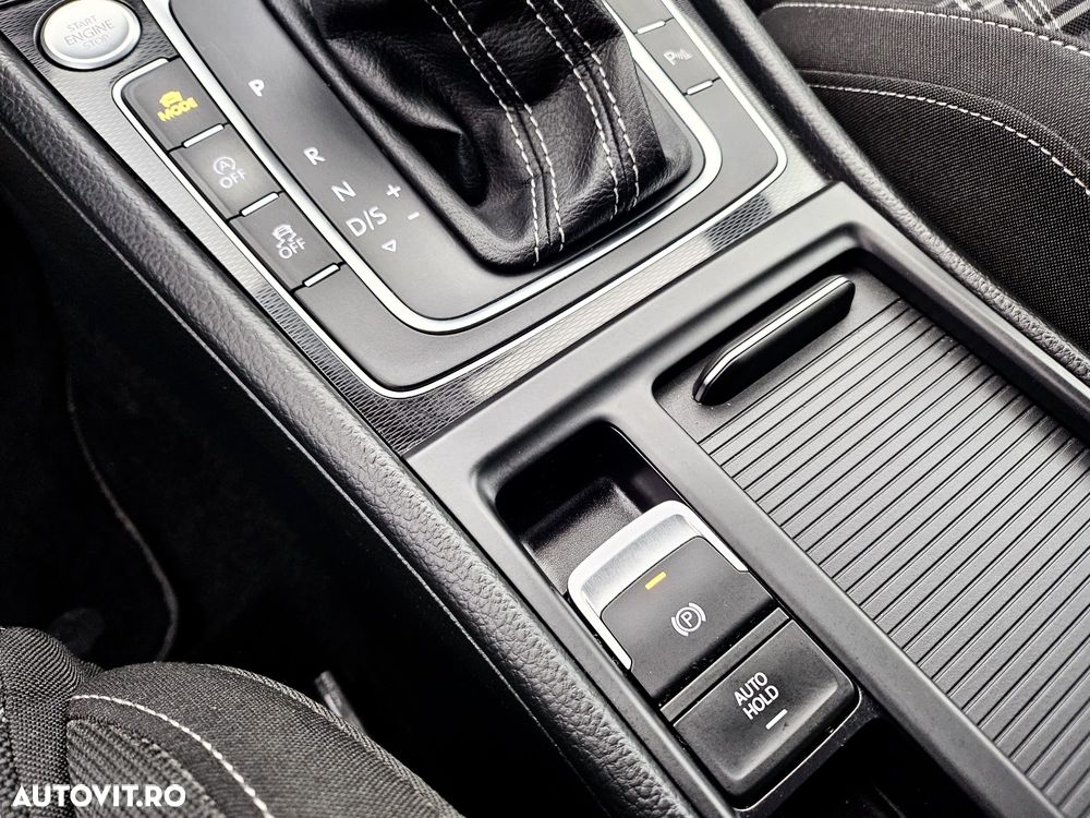 Volkswagen Golf GTD 2.0 TDI SCR DSG - 29