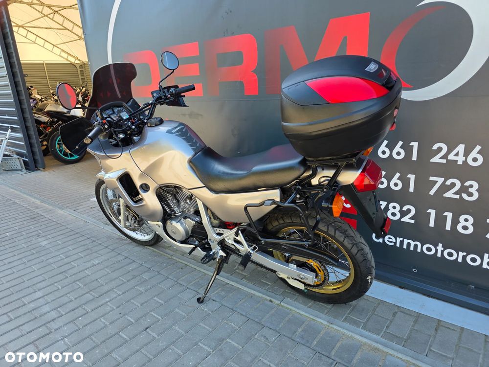 Honda XL - 6