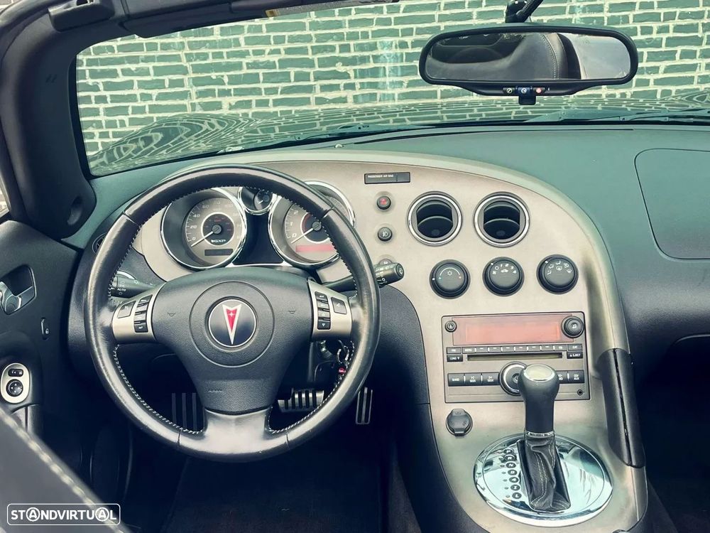 Pontiac Solstice - 21