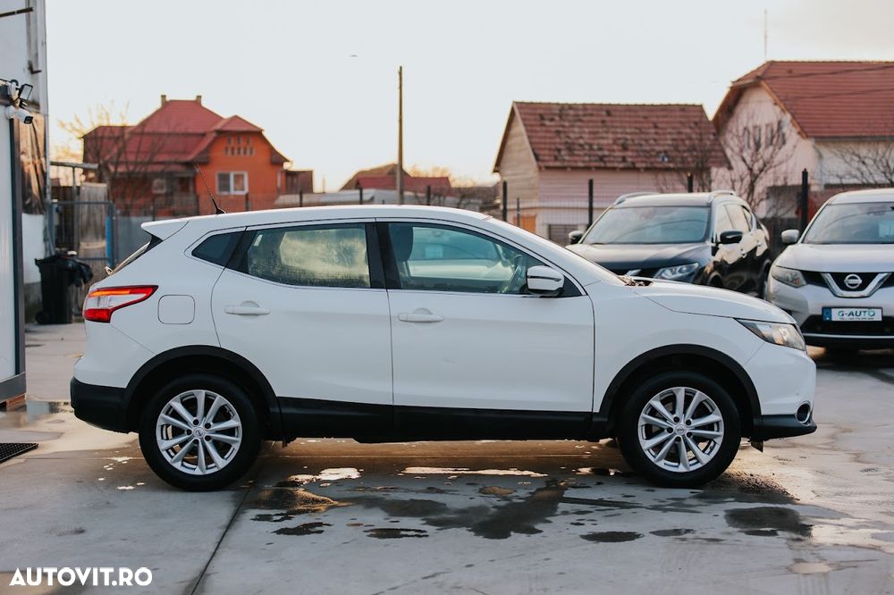 Nissan Qashqai 1.2 DIG-T Xtronic N-Vision - 3