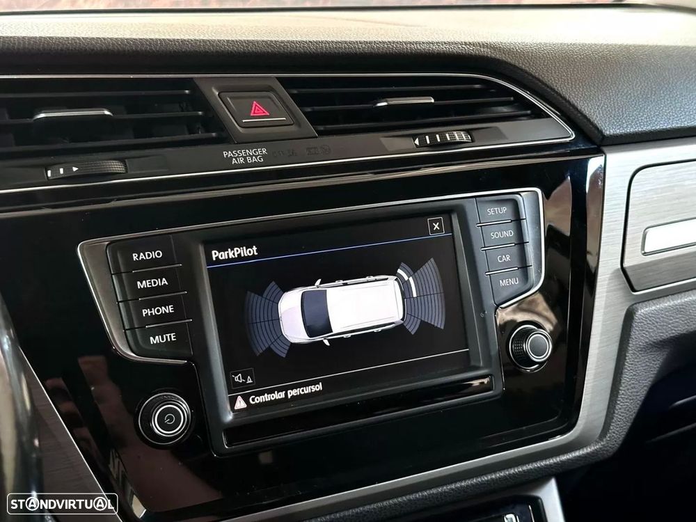VW Touran 1.6 TDI Highline - 27
