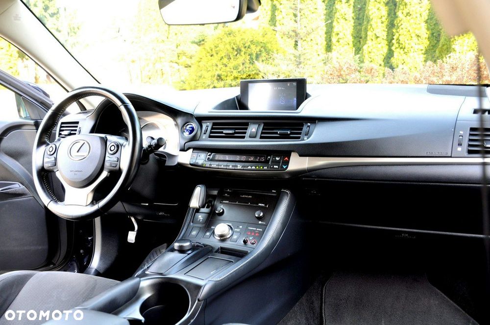Lexus CT 200h Elegance EU6 - 30