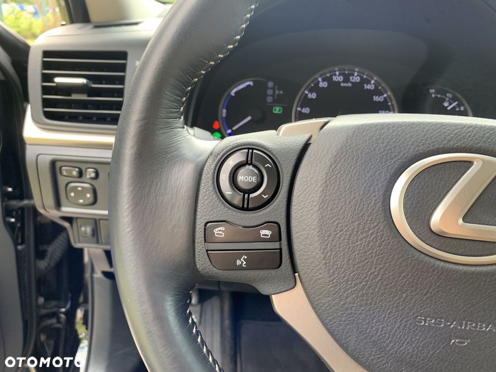 Lexus CT 200h Elegance - 16