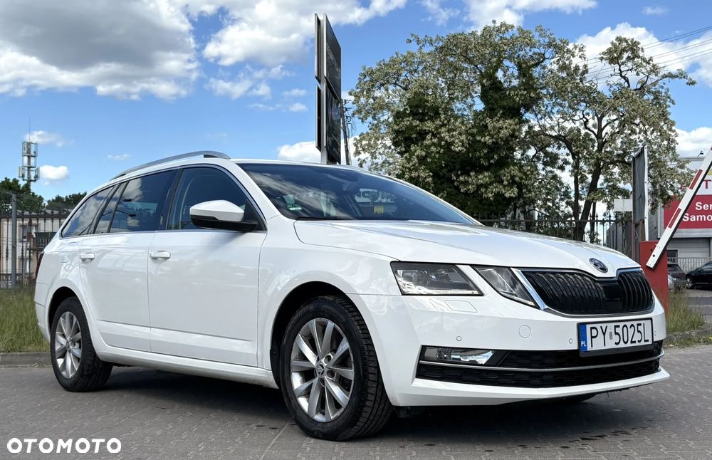 Skoda Octavia 2.0 TDI DSG Style - 3