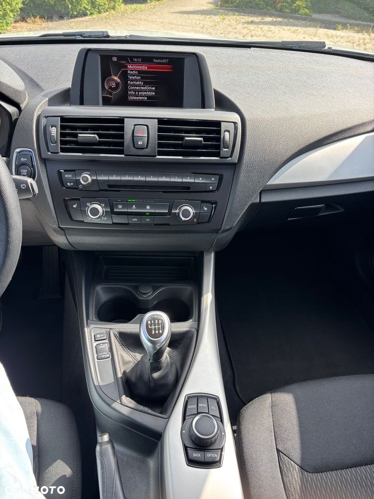 BMW Seria 1 116i - 18