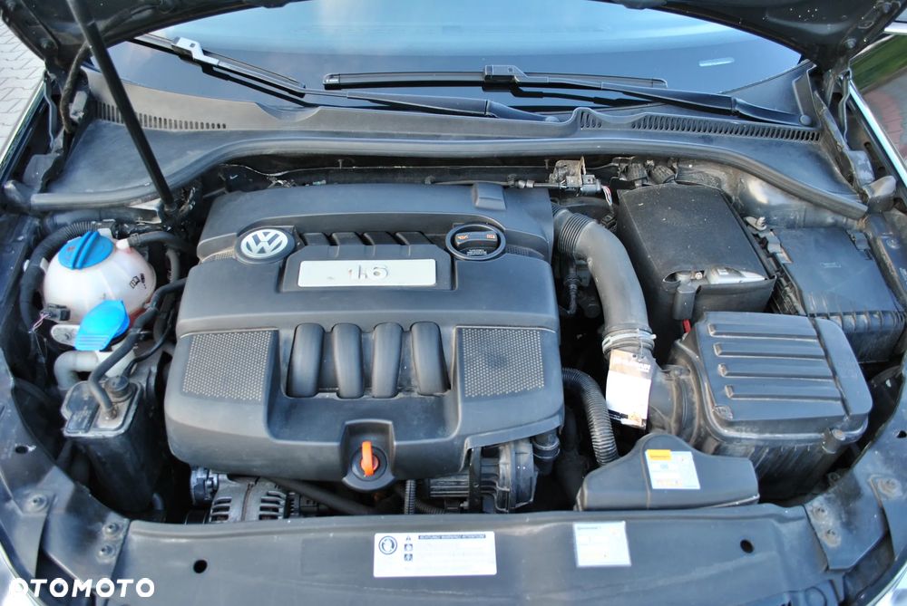 Volkswagen Golf 1.6 Comfortline - 14