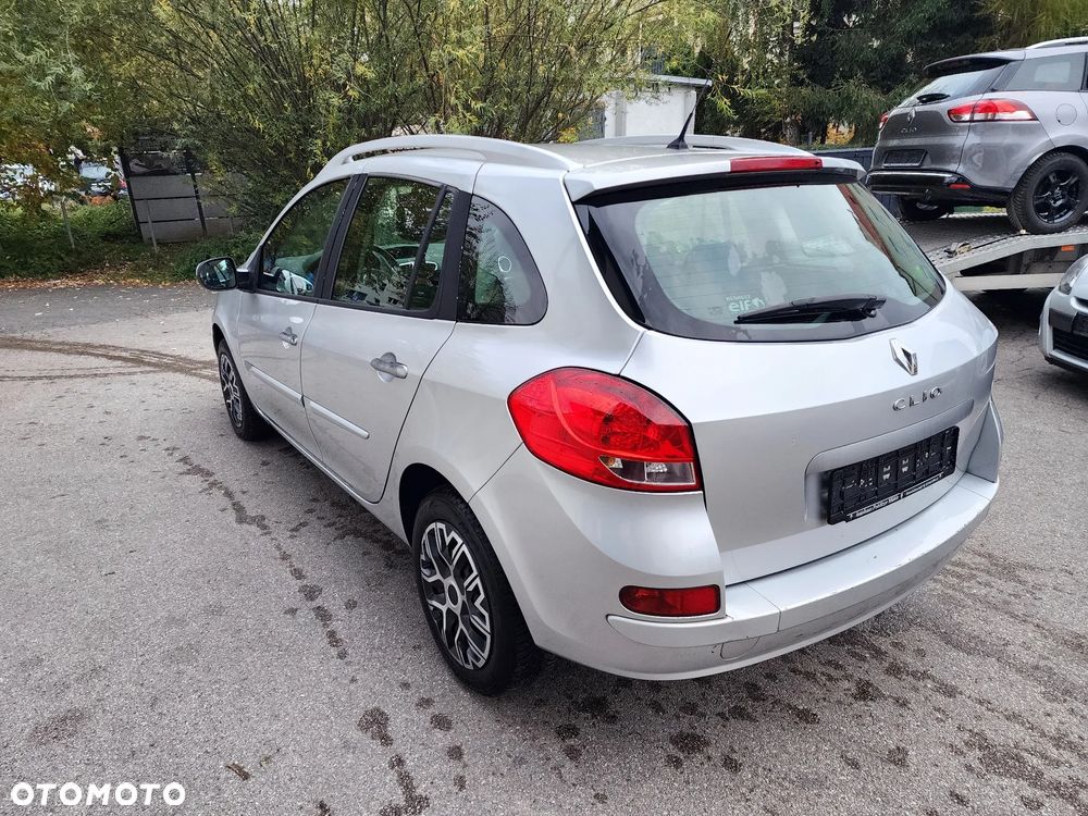 Renault Clio 1.2 16V Dynamique - 7