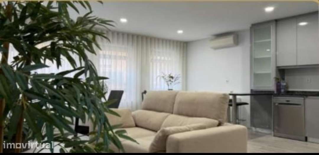 Apartamento T2 com 2 casas de banho em Lamego - Grande imagem: 4/4