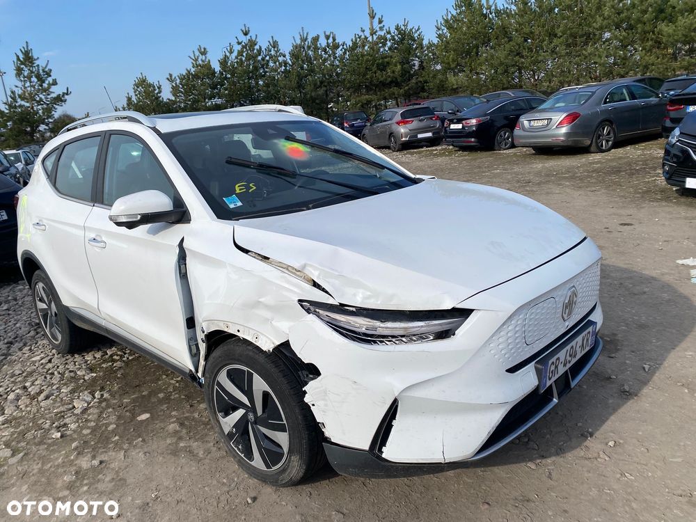 MG ZS Maximal Luxury - 4