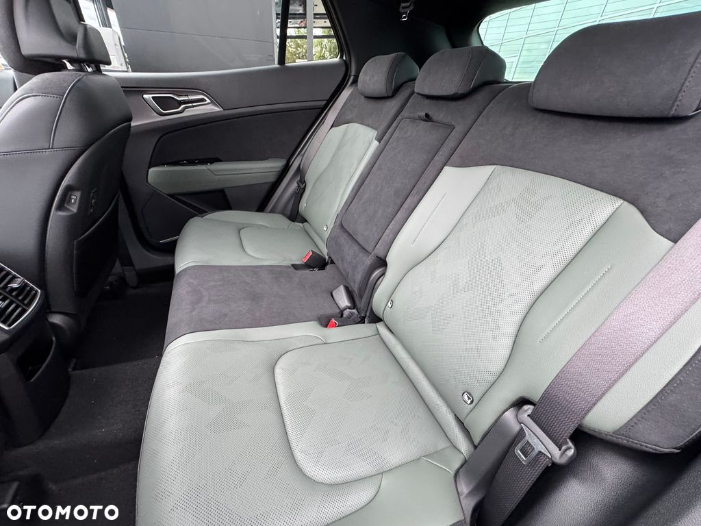 Kia Sportage 1.6 T-GDI Anniversary 2WD DCT - 24