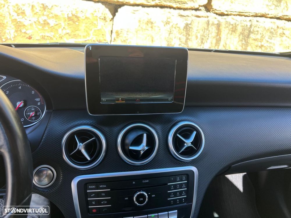 Mercedes-Benz A 160 d Urban - 25