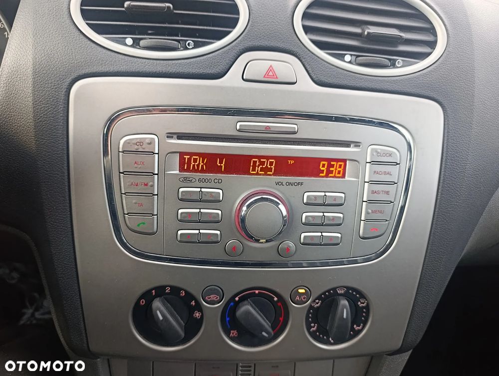 Ford Focus 1.6 TDCi DPF Trend - 22