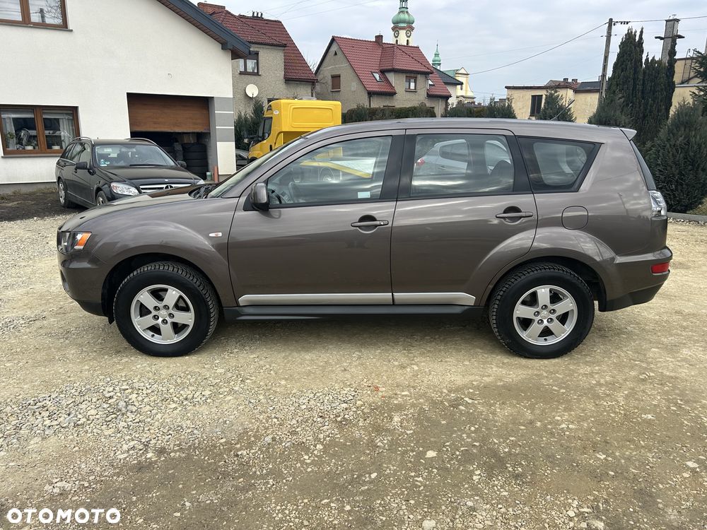 Mitsubishi Outlander 2.0 Intense + 2WD EU5 - 4