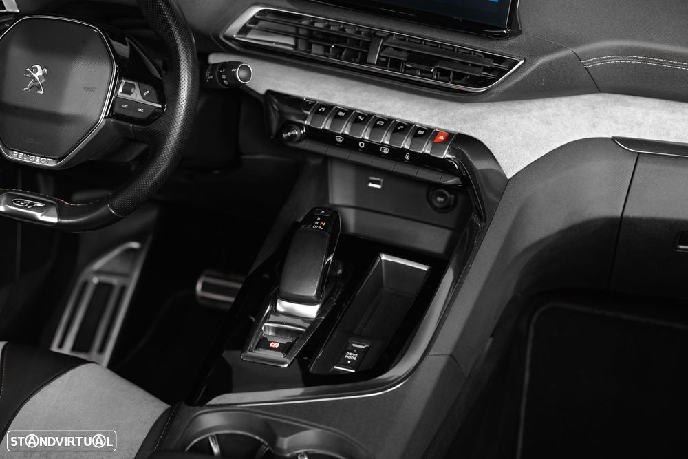 Peugeot 3008 1.6 Hybrid GT e-EAT8 - 38