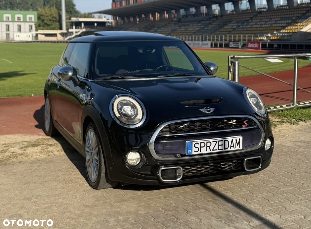 MINI Cooper - 1