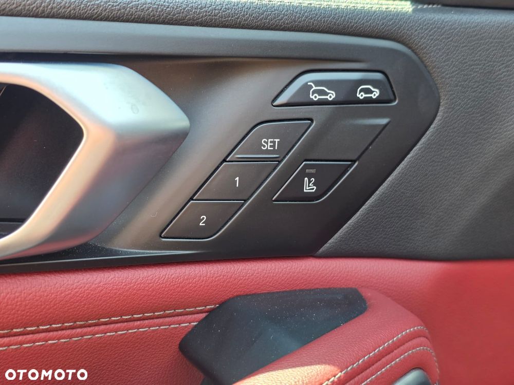 BMW X6 M60i xDrive - 21