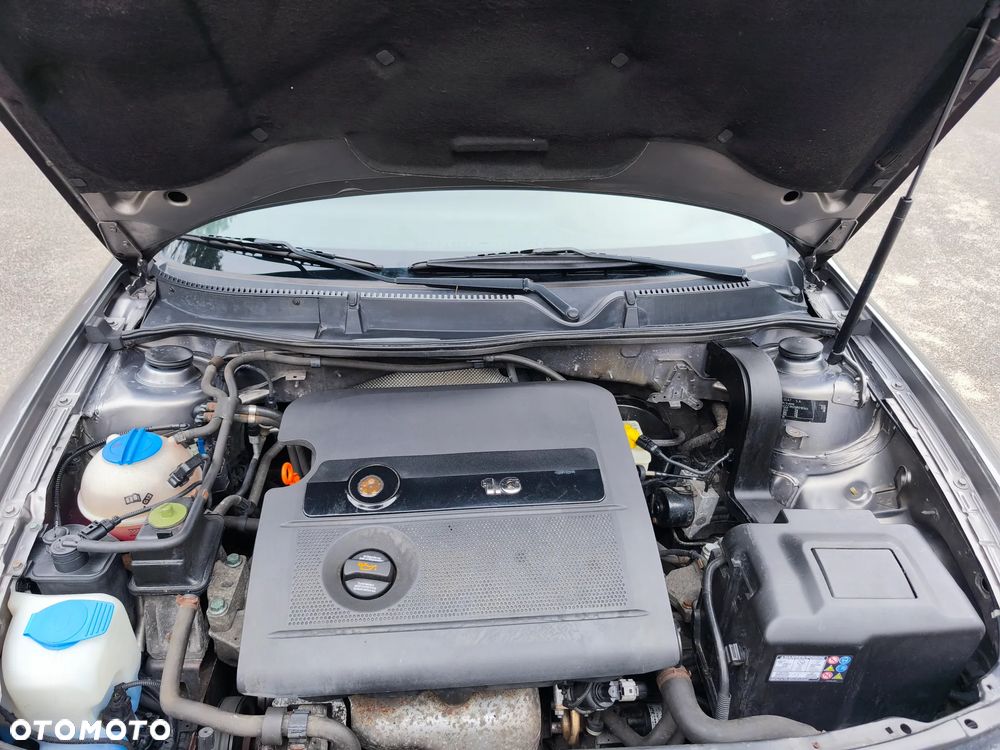 Seat Leon 1.6 Signo - 19