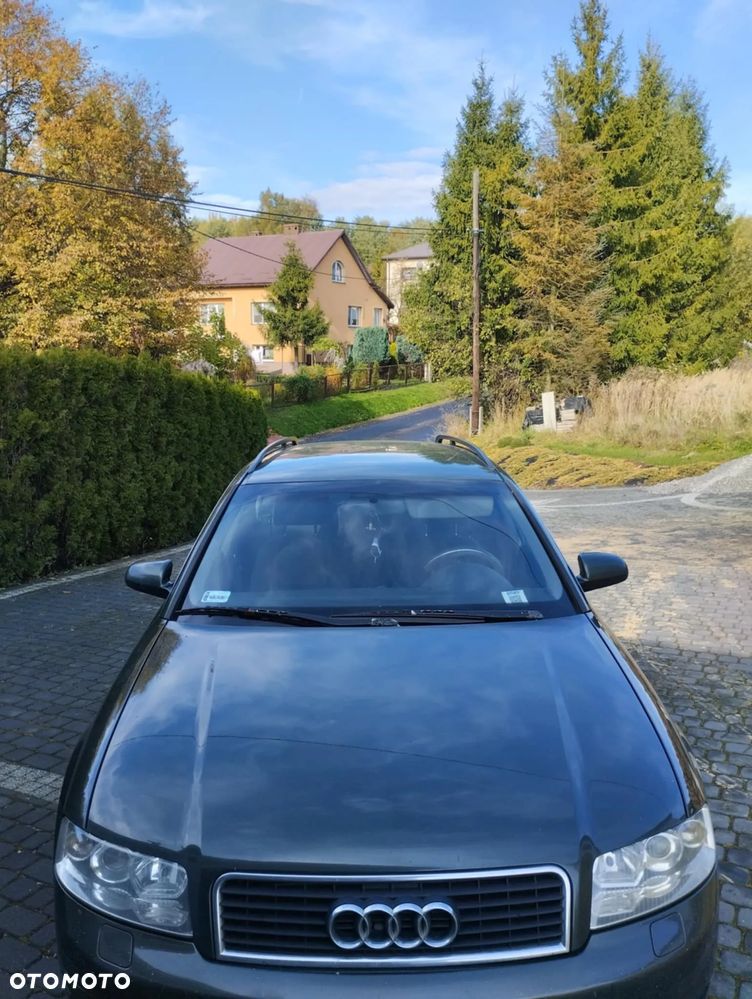 Audi A4 - 1