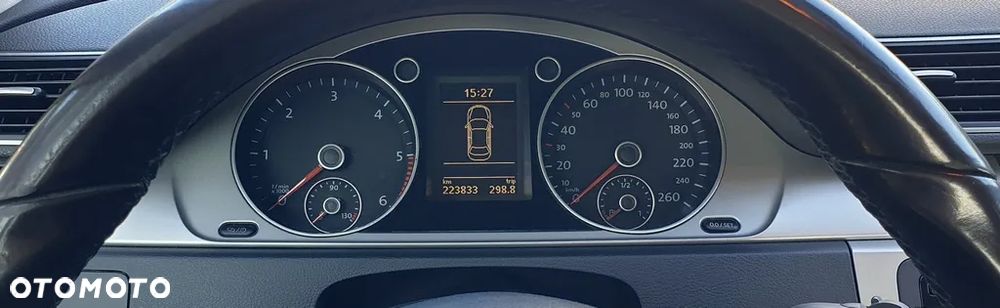 Volkswagen Passat - 15