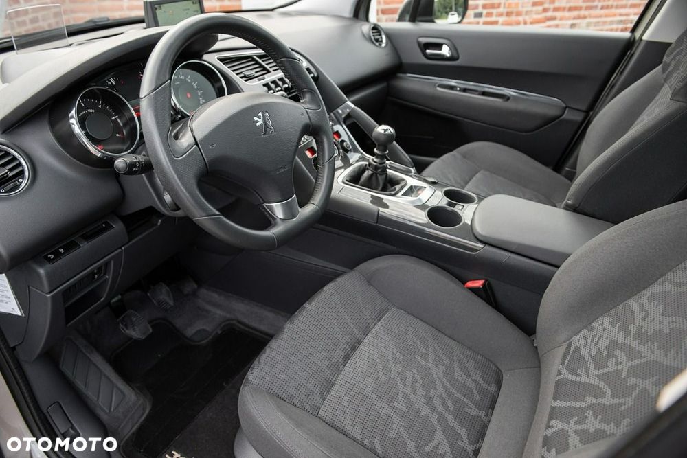 Peugeot 3008 HDi 115 Allure - 7