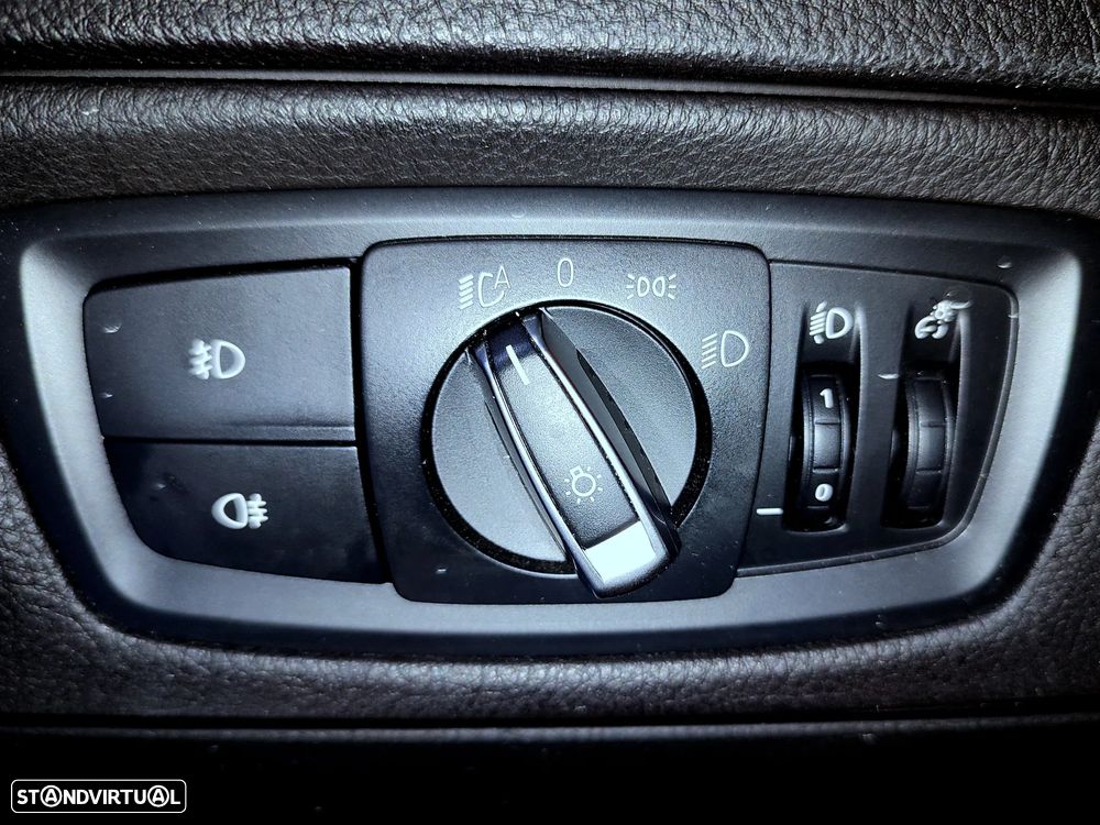 BMW 116 d EDynamics Advantage - 19