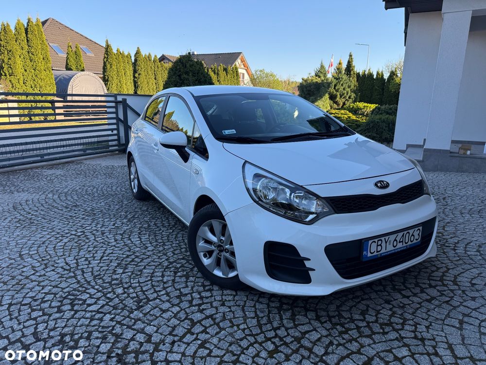 Kia Rio - 1