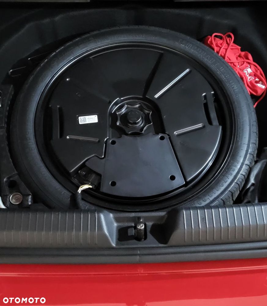 Volkswagen Golf - 11