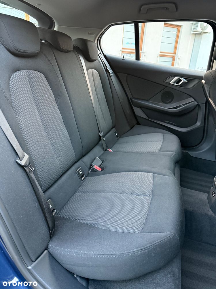 BMW Seria 1 118i - 22