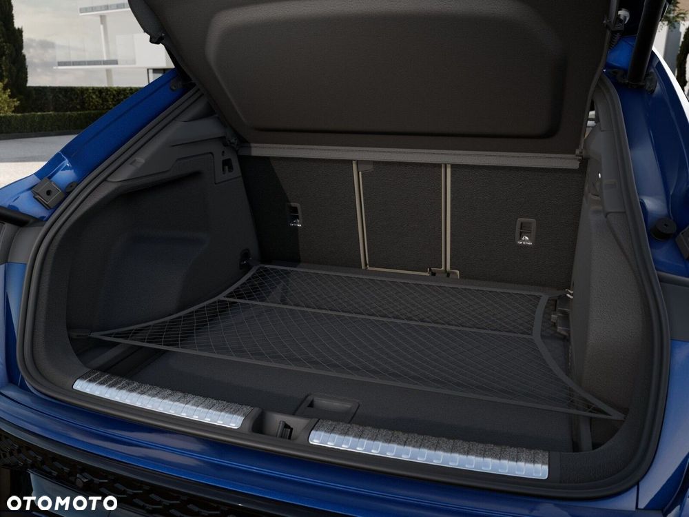 Audi Q3 Sportback - 9