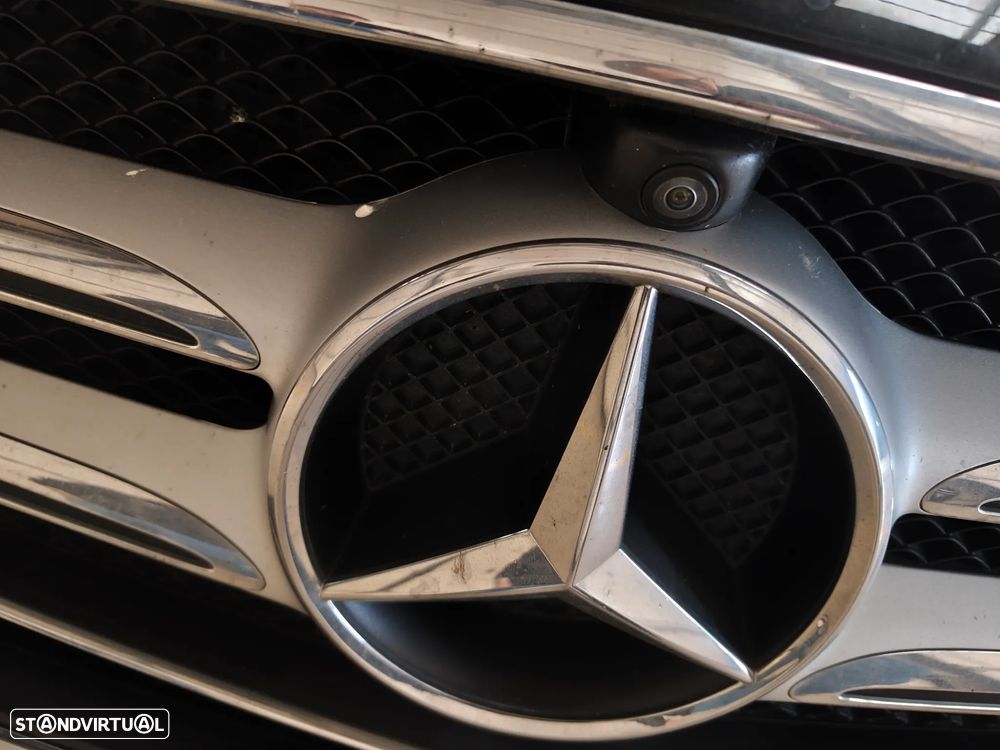 Mercedes-Benz E 300 de AMG Line - 25