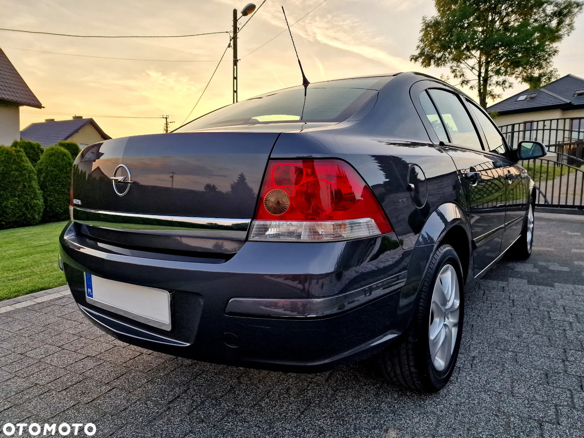 Opel Astra III 1.6 Enjoy - 8
