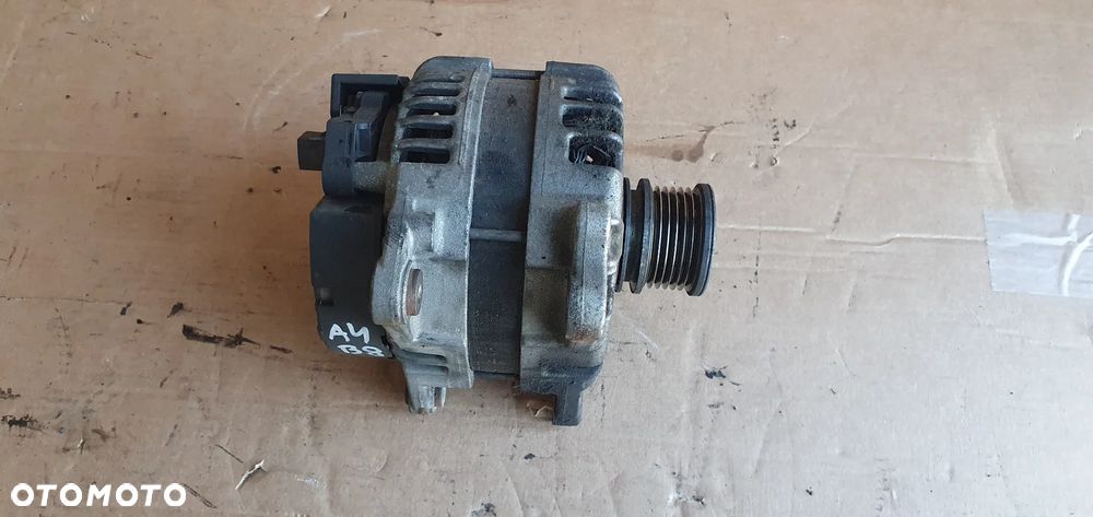 Alternator prądnica Audi A4 B8 Lift 2.0 TDI 04L903017 - 2